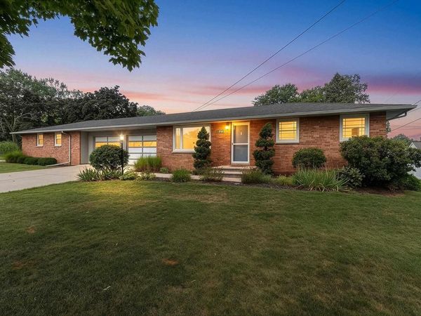 2098 TRUE LANE, Green Bay, WI 54304