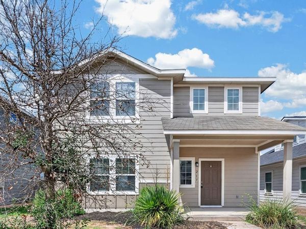 217 Bent Creek DR, Hutto, TX 78634