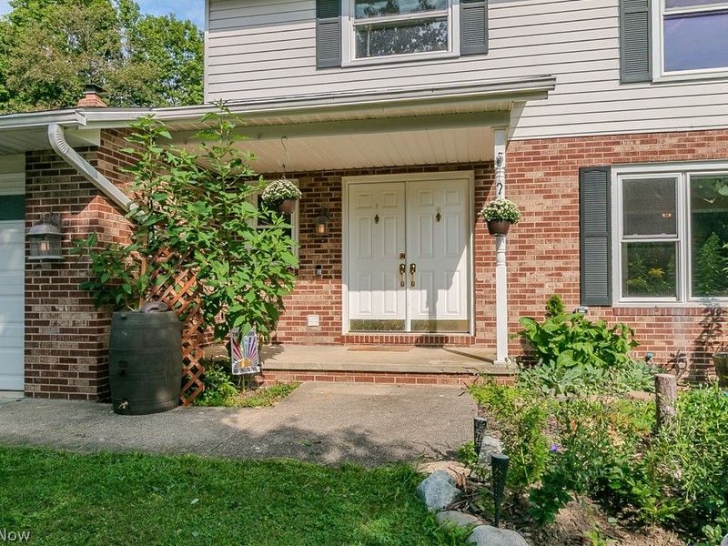 7169 Selworthy Lane, Solon, OH 44139 Photo 2