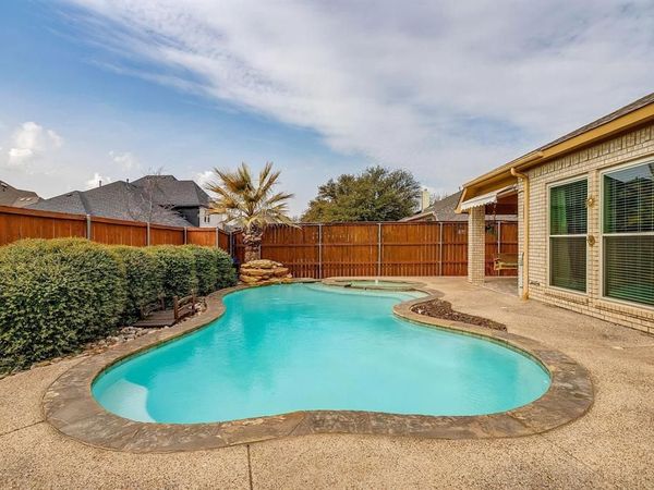 420 Vasey Oak Drive, Keller, TX 76248
