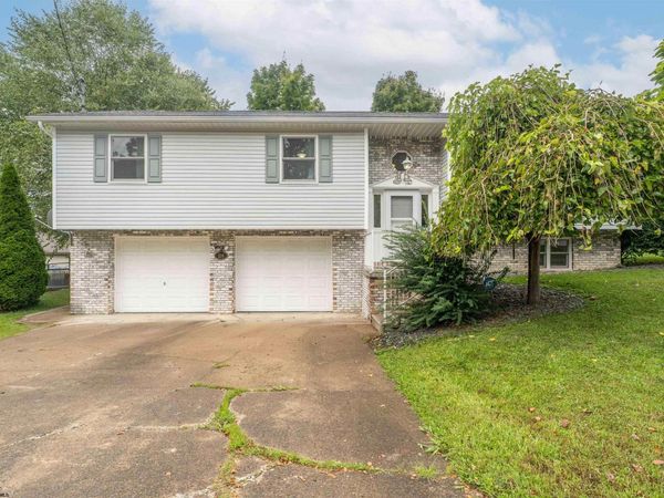 224 Aurora Drive, Morgantown, WV 26508