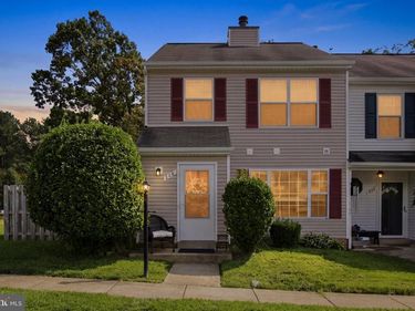 208 HERITAGE COMMONS DRIVE, FREDERICKSBURG, VA 22405