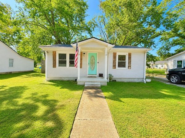 112 Demase St, Portland, TN 37148