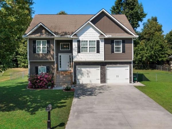 315 Wildwood Circle SE, Calhoun, GA 30701