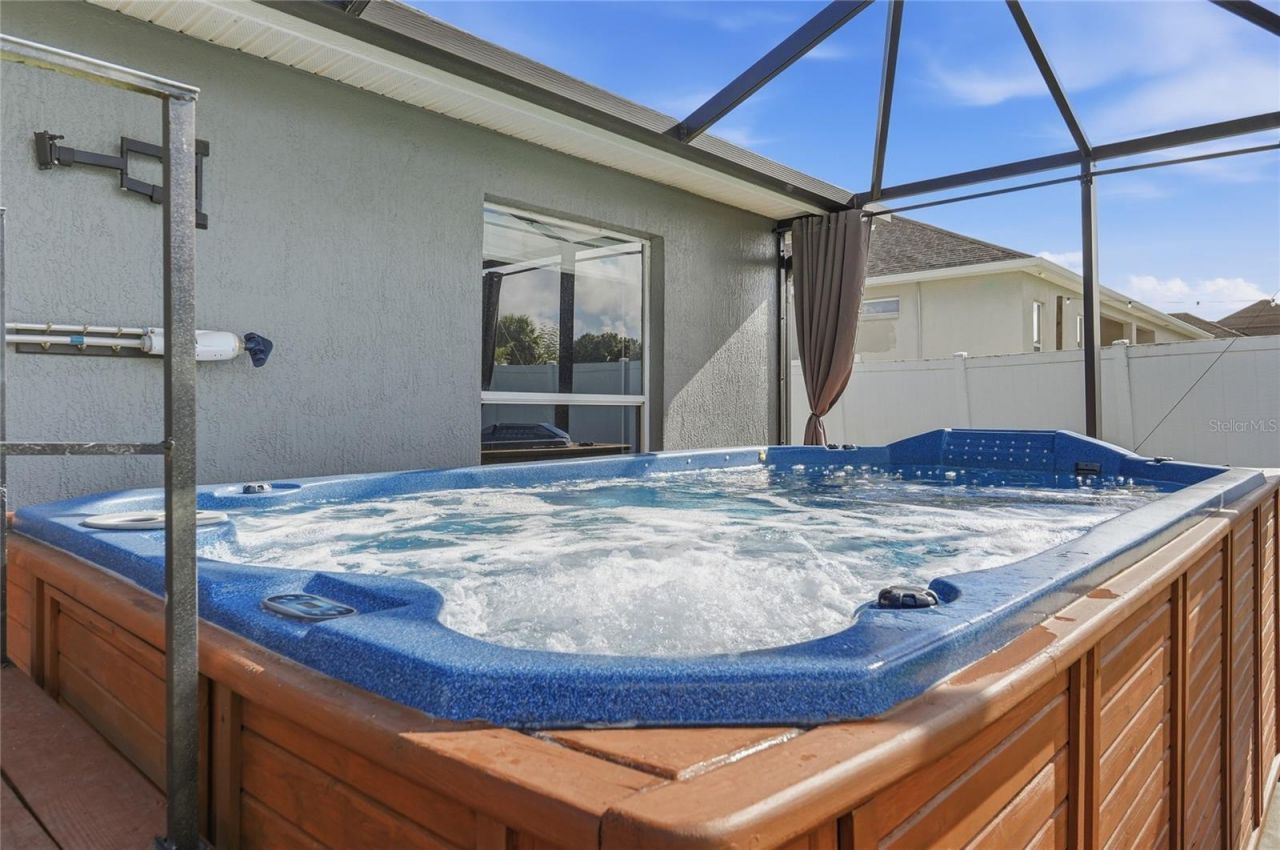 230 Lake Arietta Court, Auburndale, FL 33823 Photo
