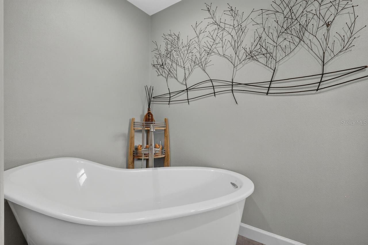 4395 Oak View Drive, Sarasota, FL 34232 Photo