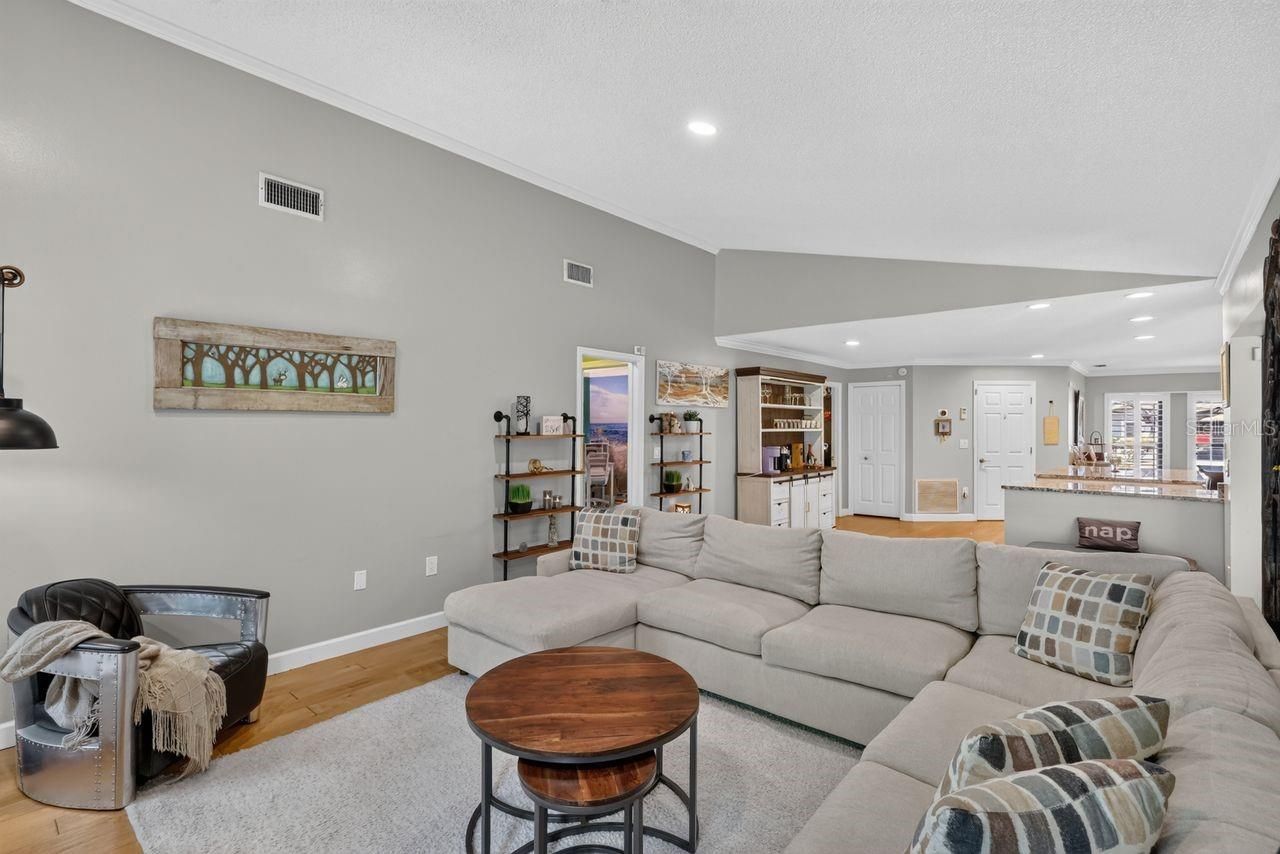 4395 Oak View Drive, Sarasota, FL 34232 Photo