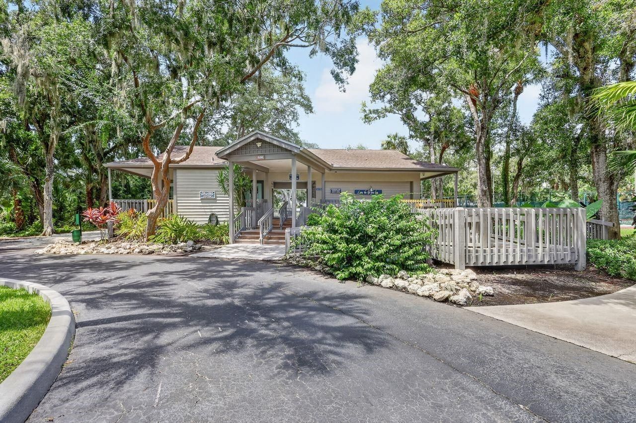 4395 Oak View Drive, Sarasota, FL 34232 Photo