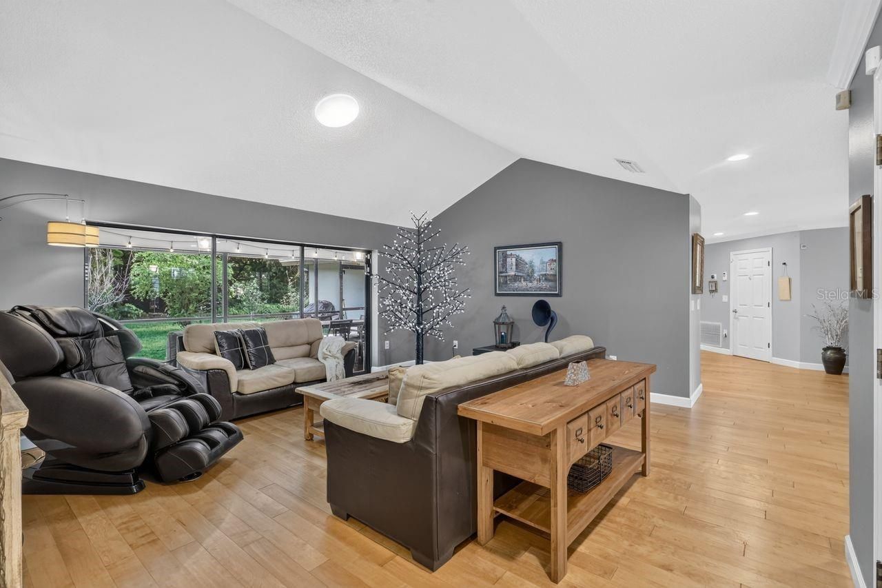 4395 Oak View Drive, Sarasota, FL 34232 Photo