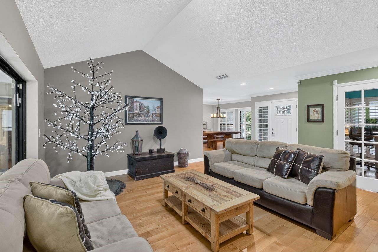 4395 Oak View Drive, Sarasota, FL 34232 Photo