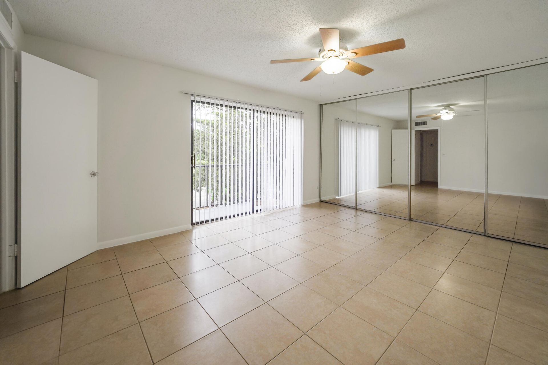 237 Alemeda Drive, Unit 3, Palm Springs, FL 33461 Photo