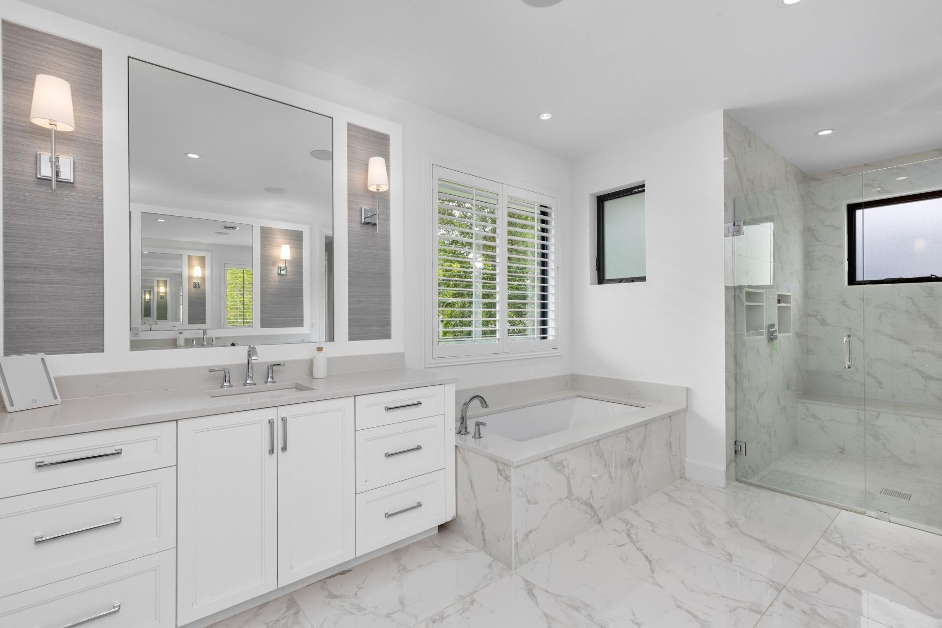 2400 NE 27th Avenue, Fort Lauderdale, FL 33305 Photo