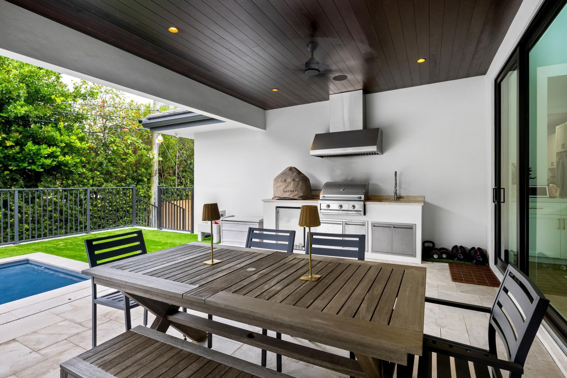 2400 NE 27th Avenue, Fort Lauderdale, FL 33305 Photo