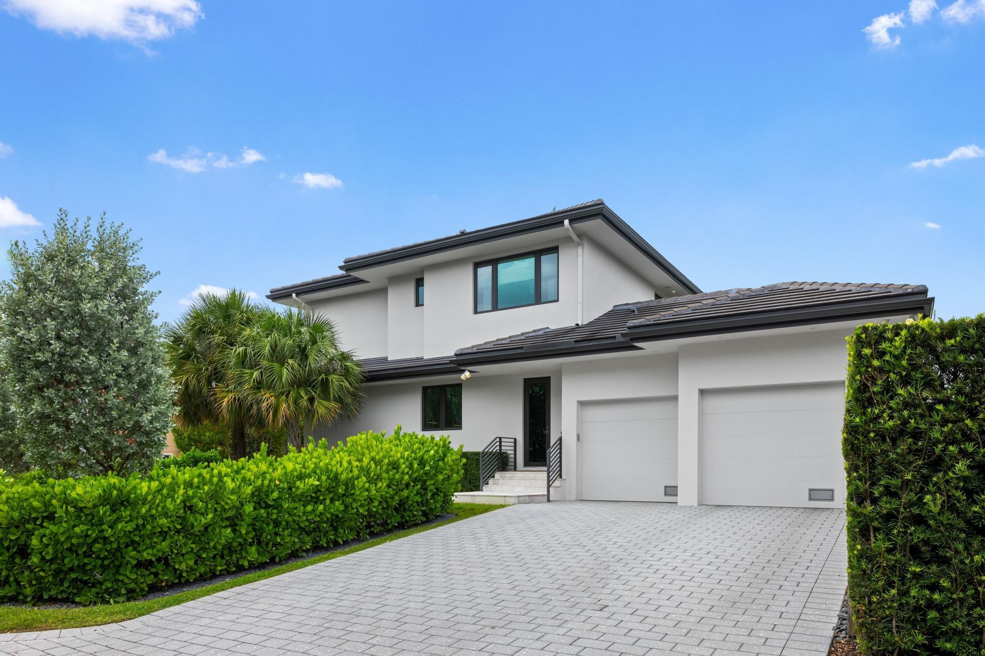 2400 NE 27th Avenue, Fort Lauderdale, FL 33305 Photo