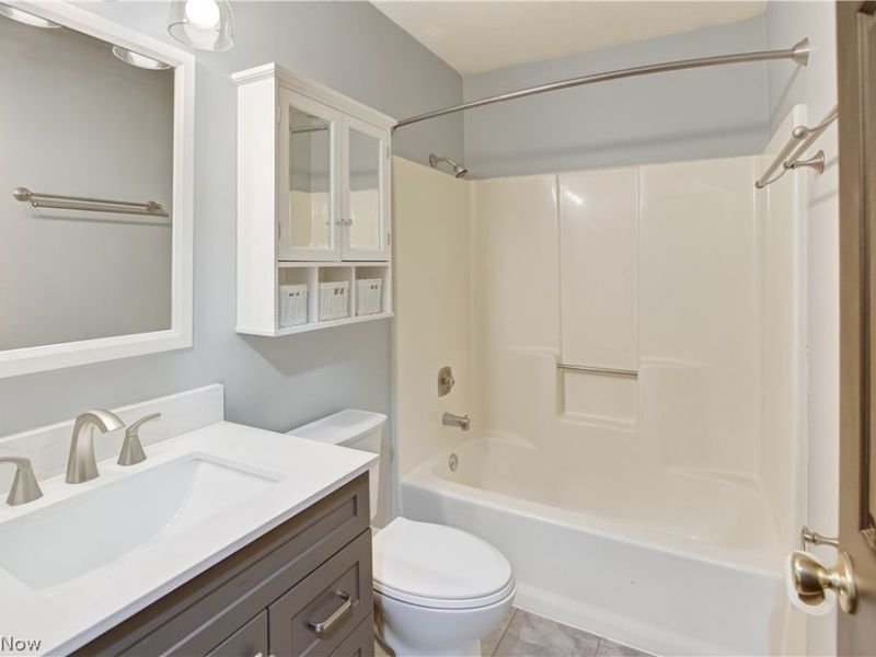 448 Fernwood Avenue, Wadsworth, OH 44281 Photo 22