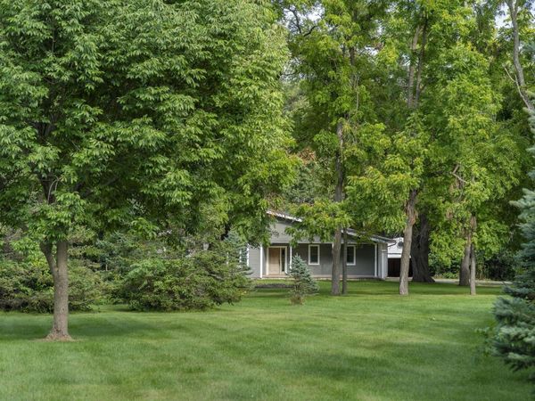 1462 Benson Avenue, Fairbank, IA 50629