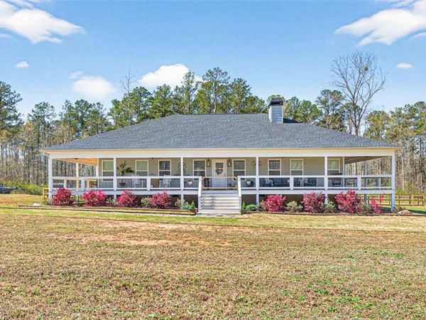 2361 County Line Rd , Mansfield, GA 30055