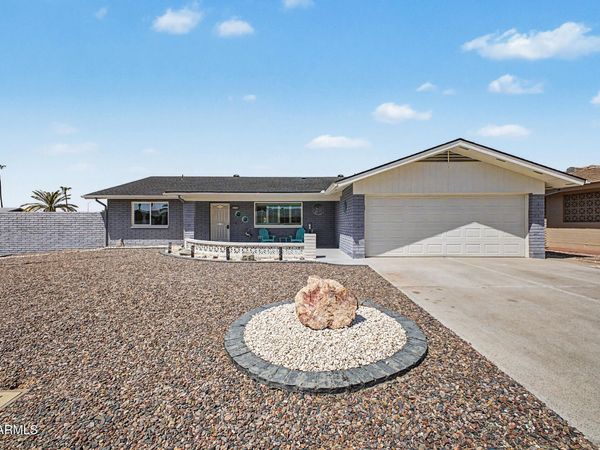 8028 E MILAGRO Avenue, Mesa, AZ 85209