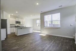 827 Kirby Court photo 4