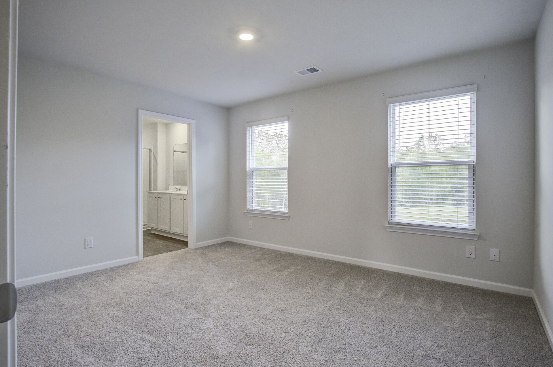 827 Kirby Court Photo 8