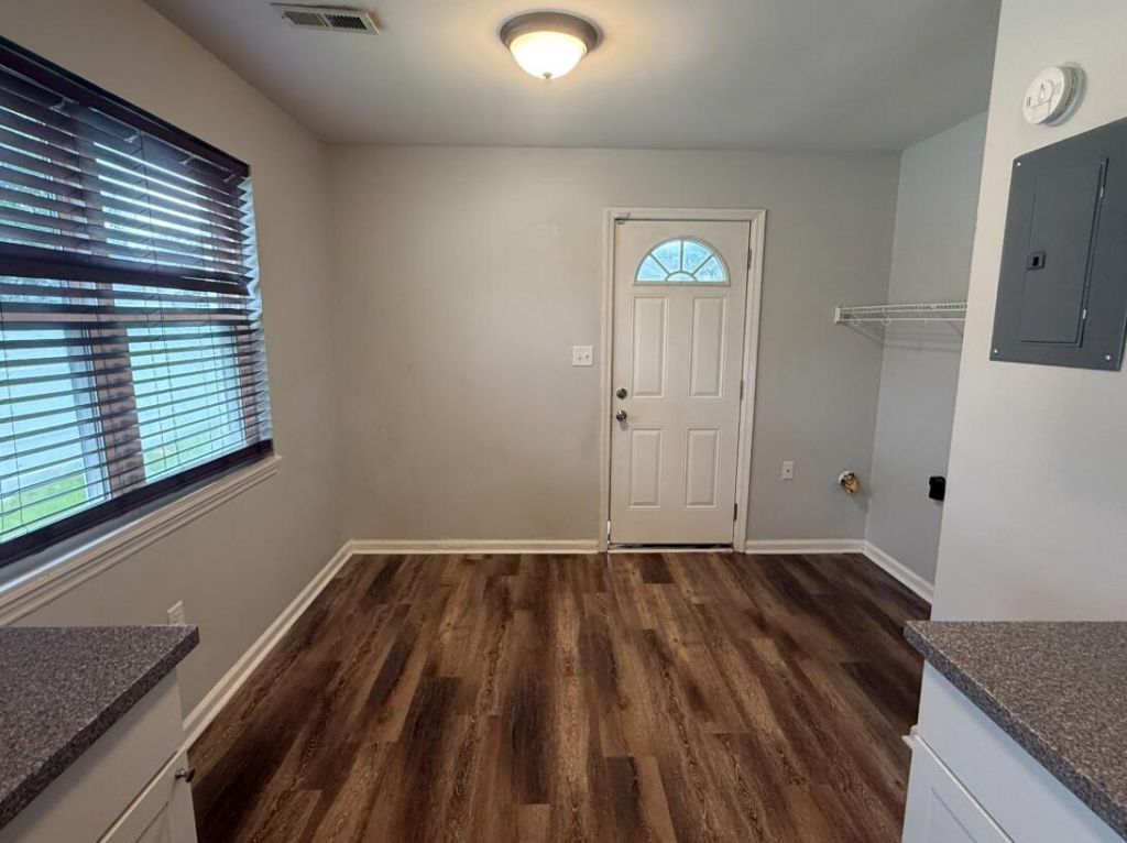7760 Corley Drive Photo 9