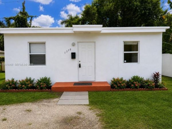 1310 NW 9th Pl , Florida City, FL 33034