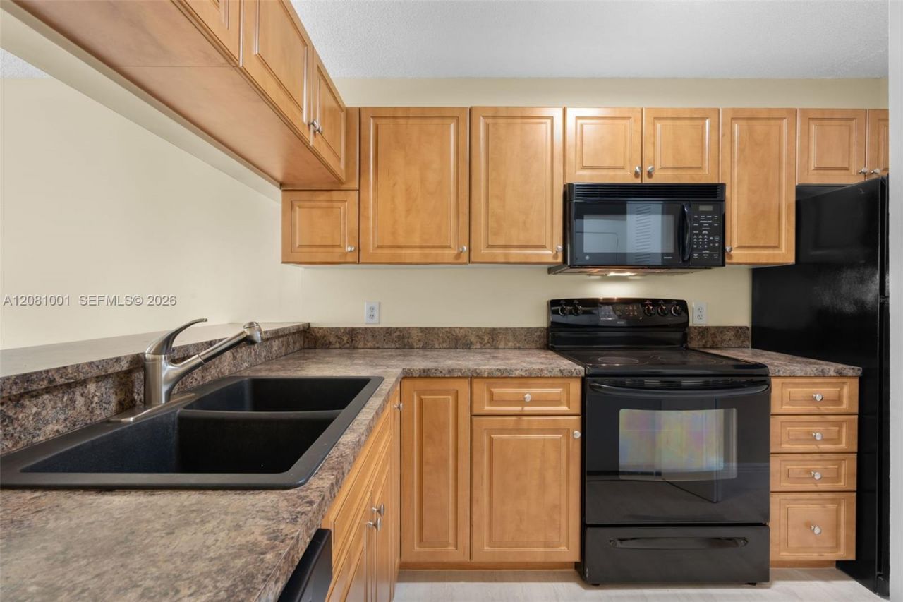 1178 Coral Club Dr , Unit 1178, Coral Springs, FL 33071 Photo