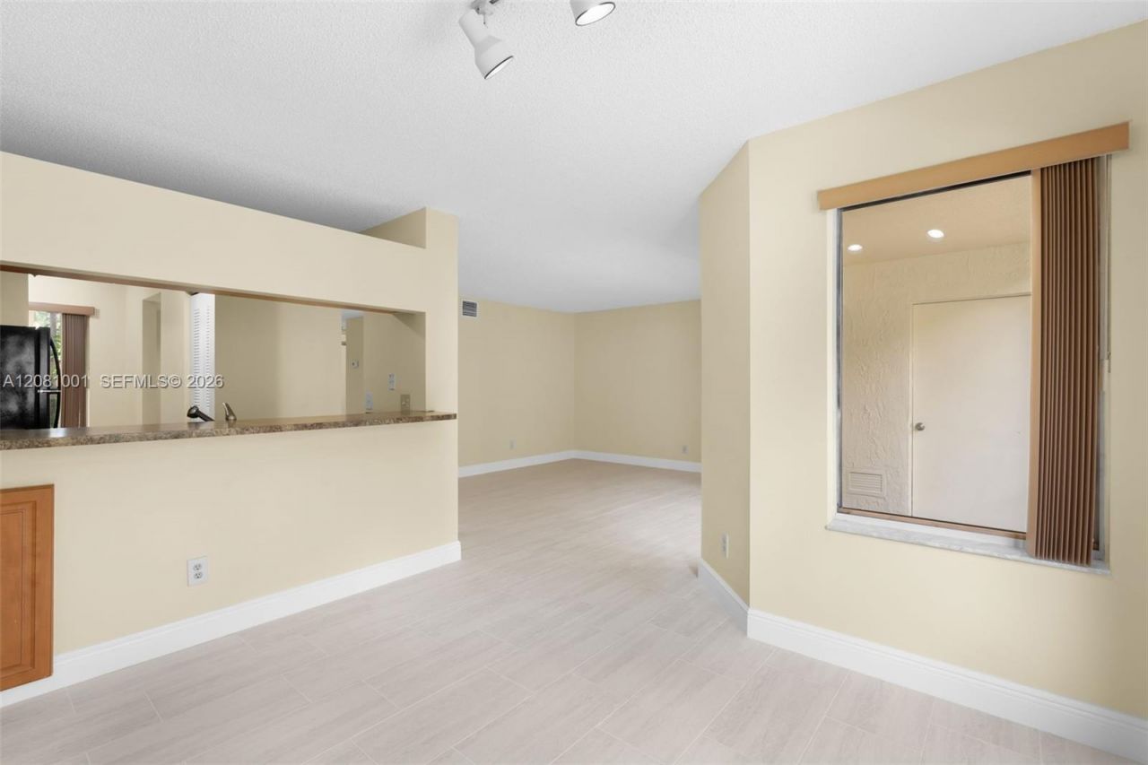 1178 Coral Club Dr , Unit 1178, Coral Springs, FL 33071 Photo