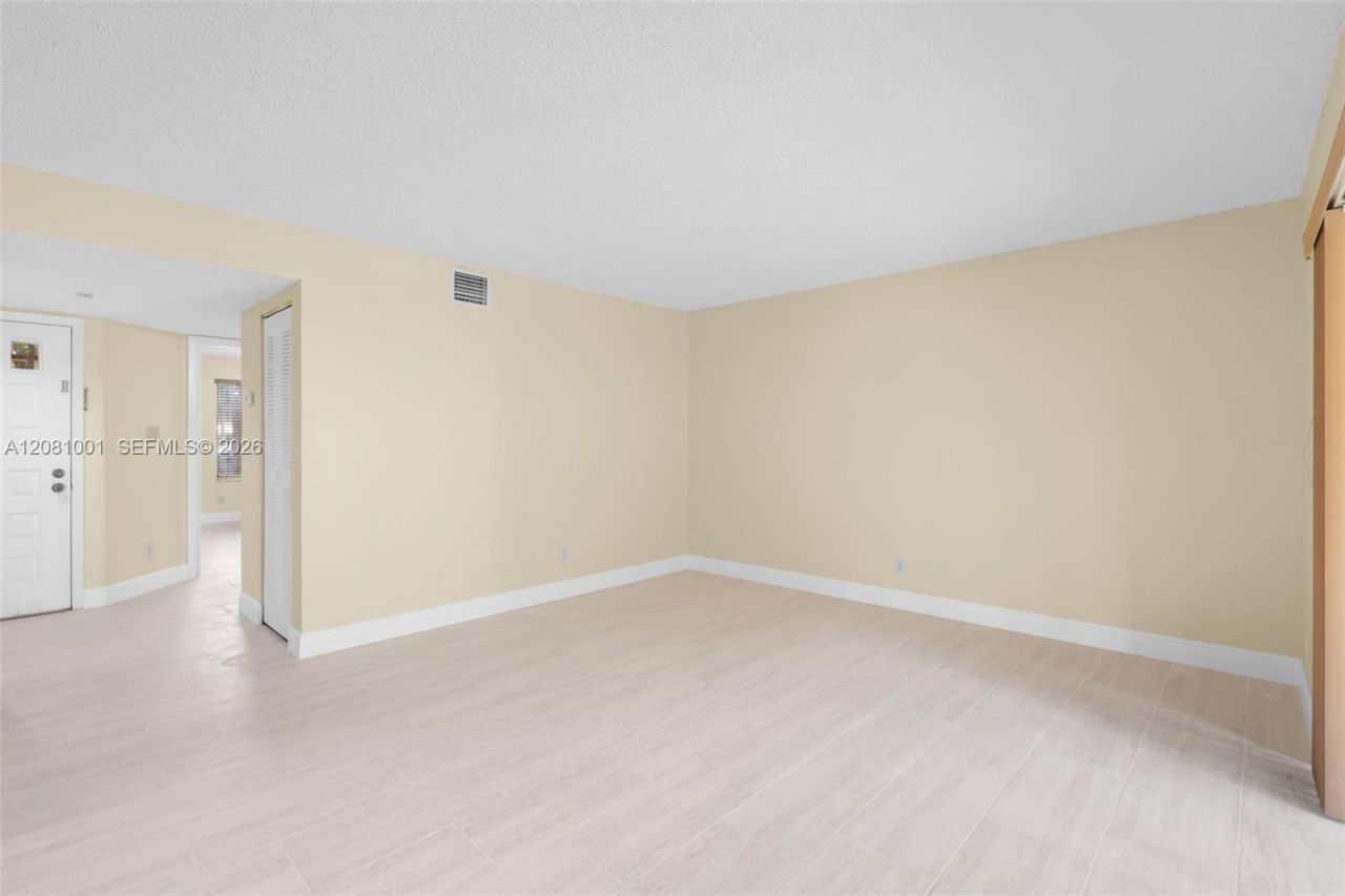 1178 Coral Club Dr , Unit 1178, Coral Springs, FL 33071 Photo