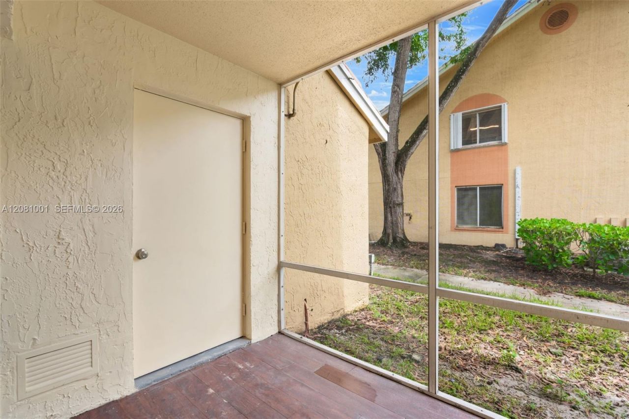 1178 Coral Club Dr , Unit 1178, Coral Springs, FL 33071 Photo