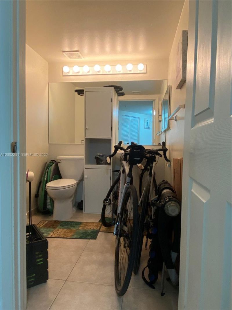 2080 S Ocean Dr , Unit 401, Hallandale Beach, FL 33009 Photo
