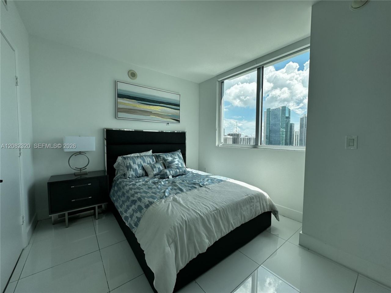 92 SW 3rd St , Unit 3501, Miami, FL 33130 Photo
