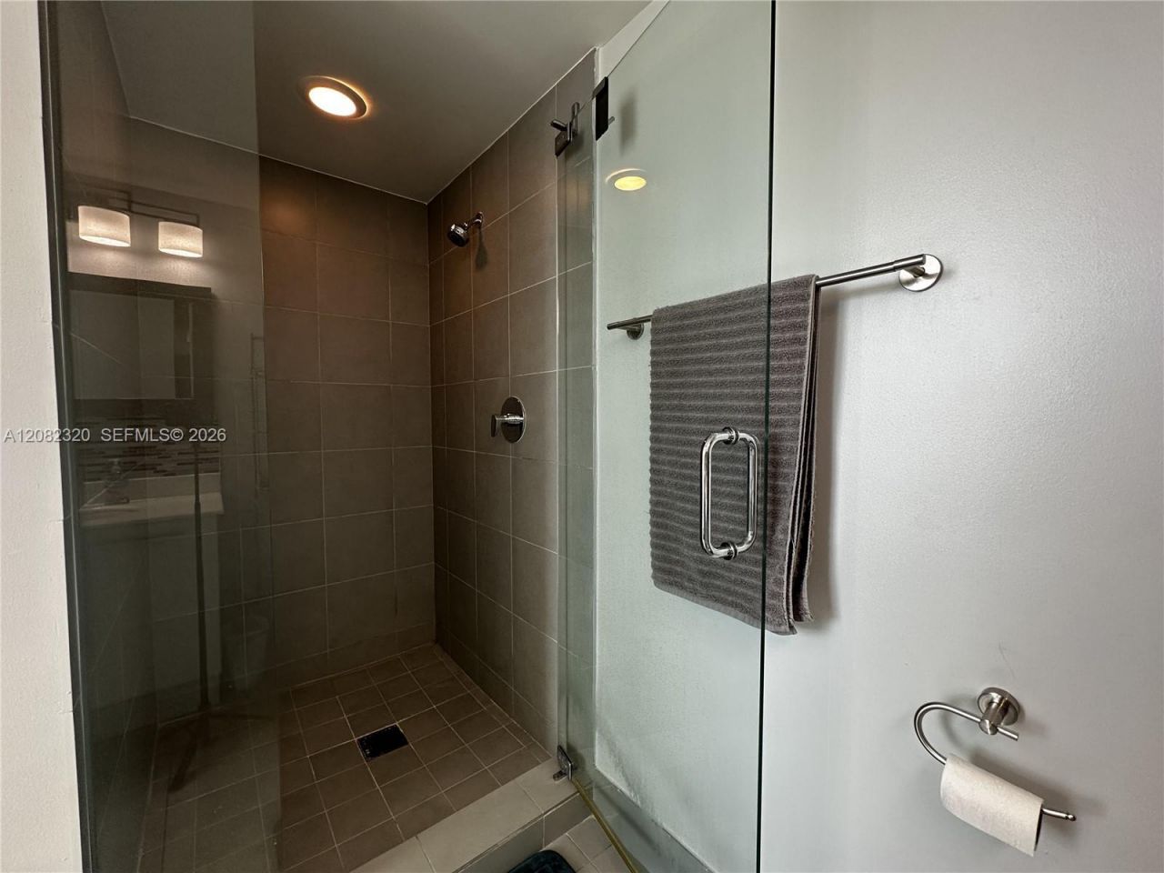 92 SW 3rd St , Unit 3501, Miami, FL 33130 Photo