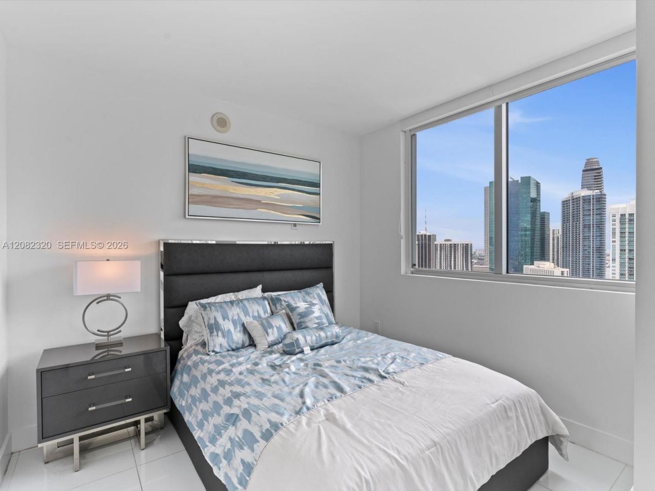 92 SW 3rd St, Unit 3501, Miami, FL 33130 Photo