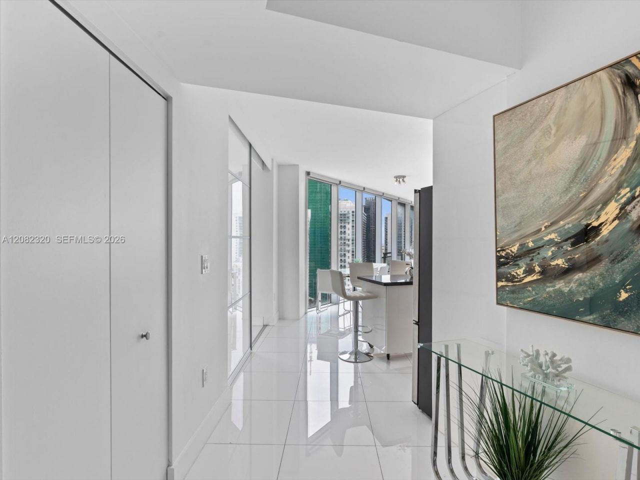 92 SW 3rd St, Unit 3501, Miami, FL 33130 Photo