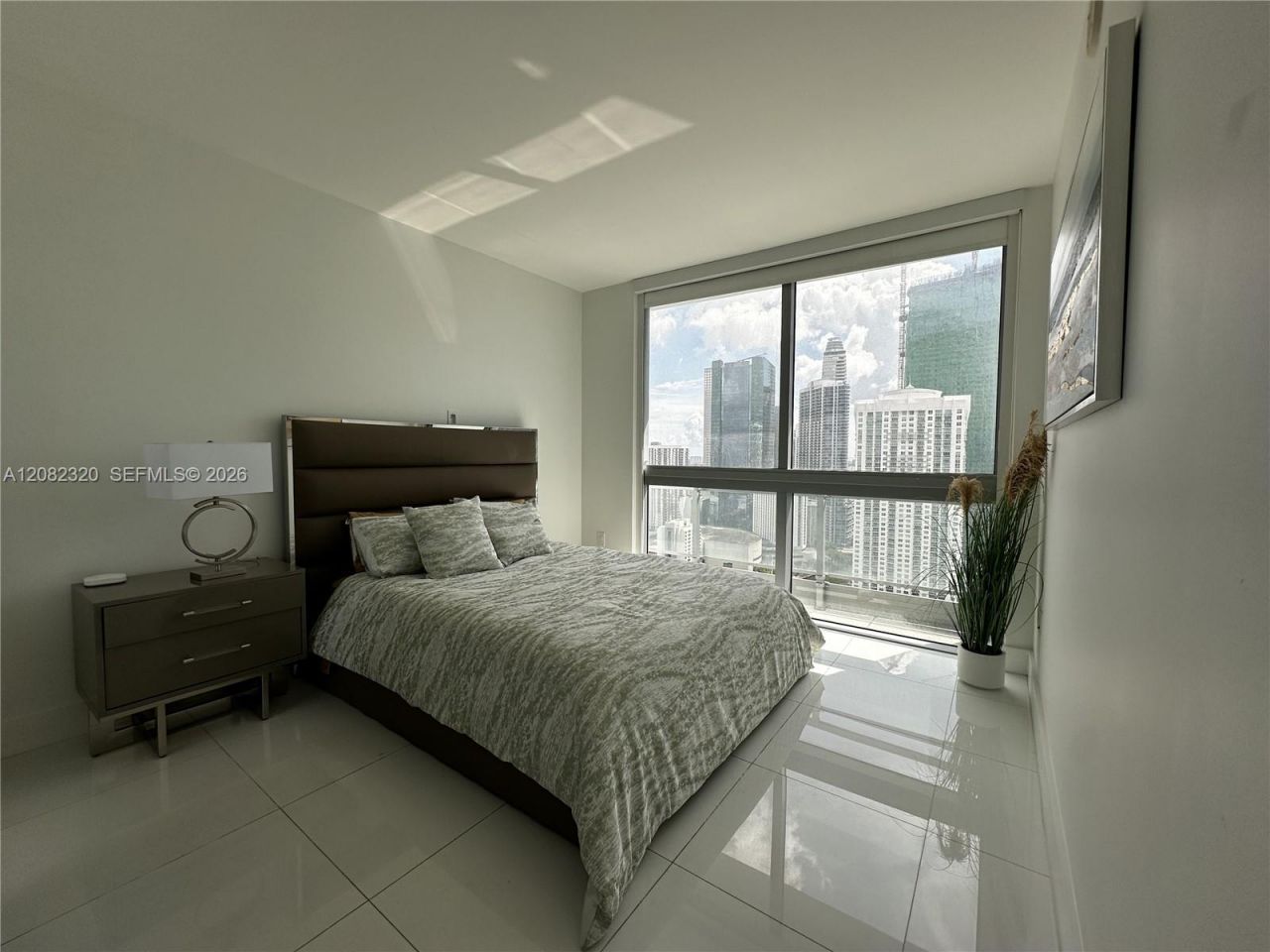 92 SW 3rd St , Unit 3501, Miami, FL 33130 Photo