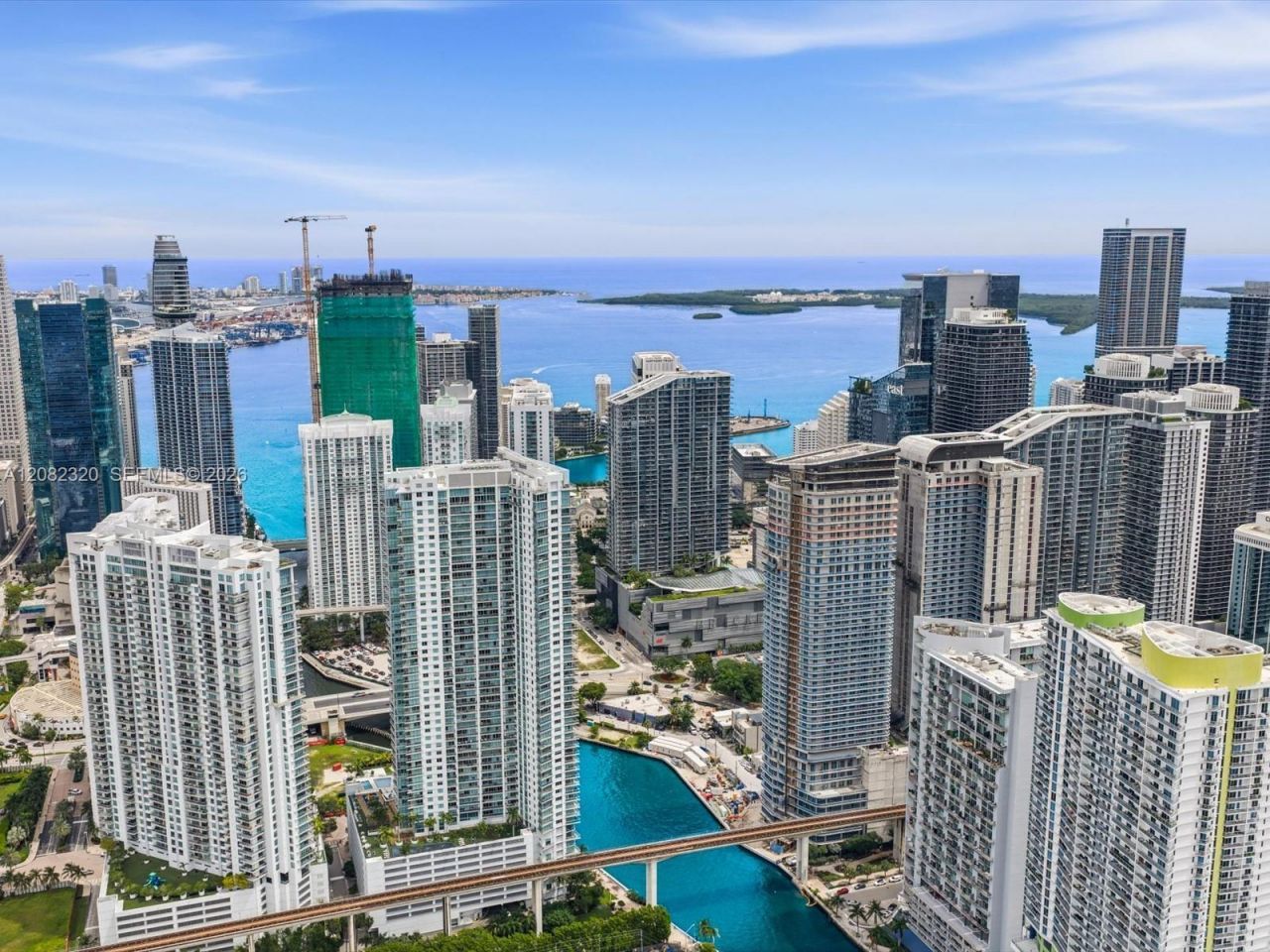 92 SW 3rd St, Unit 3501, Miami, FL 33130 Photo