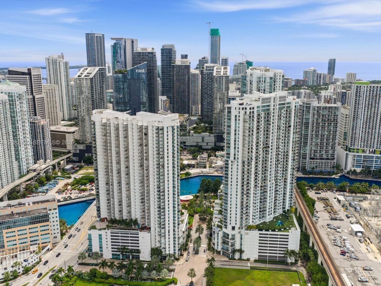 92 SW 3rd St, Unit 3501, Miami, FL 33130 Photo