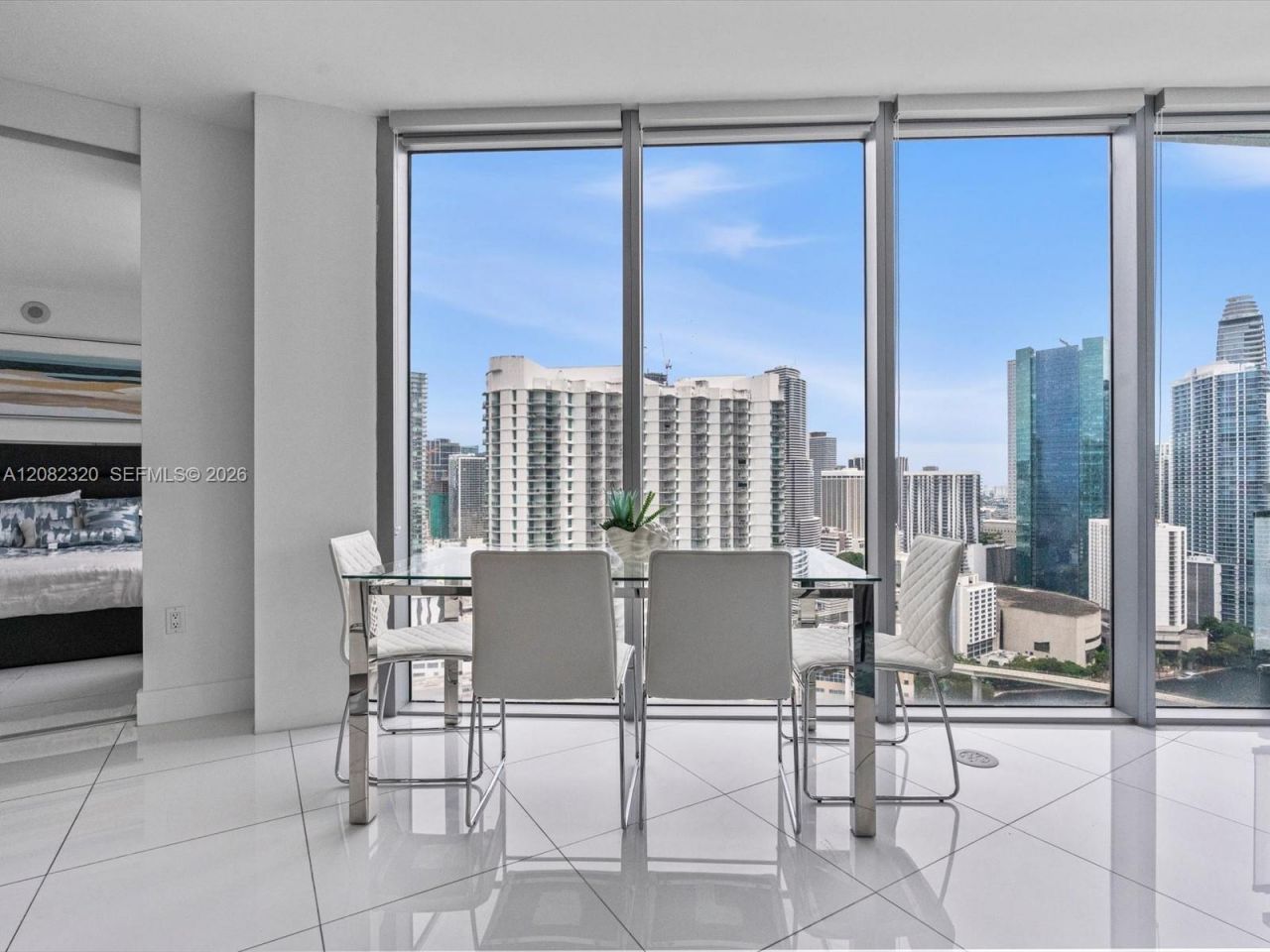 92 SW 3rd St, Unit 3501, Miami, FL 33130 Photo