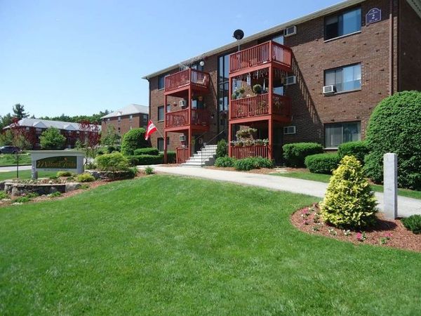 96 Powers Street, Unit 196, Milford, NH 03055