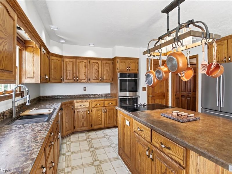1062 Brandywine Drive, Medina, OH 44256 Photo 6