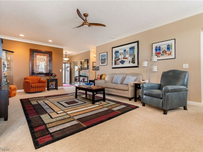 9684 Emerald Bluff Circle NW, Canal Fulton, OH 44614 Photo 6