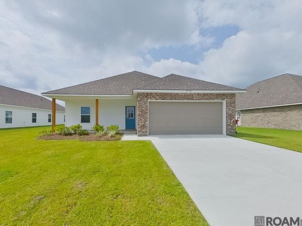 13730 Willowmore Dr, Denham Springs, LA 70726