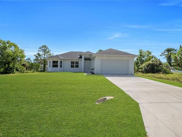 523 Harry Thayer AVE S, LEHIGH ACRES, FL 33974