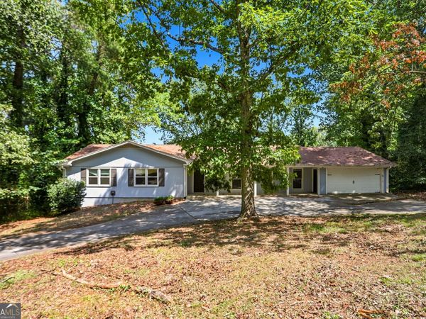2324 Sussex Court, Snellville, GA 30078
