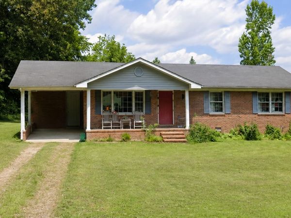 9512 H BUSHART, Martin, TN 38237