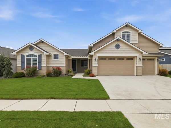 6406 E Canyon Crossing Dr., Nampa, ID 83687