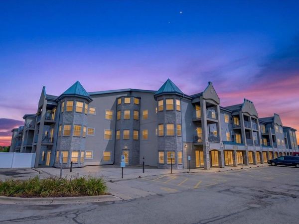 2320 Jackson Street, Unit 102, Stoughton, WI 53589