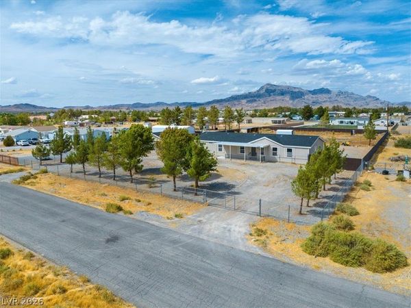 2350 W Adkisson Street , Pahrump, NV 89060