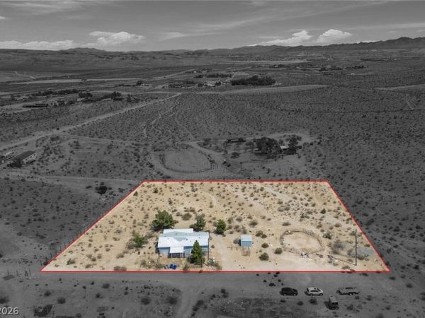 11710 W Ford , Las Vegas, NV 89161